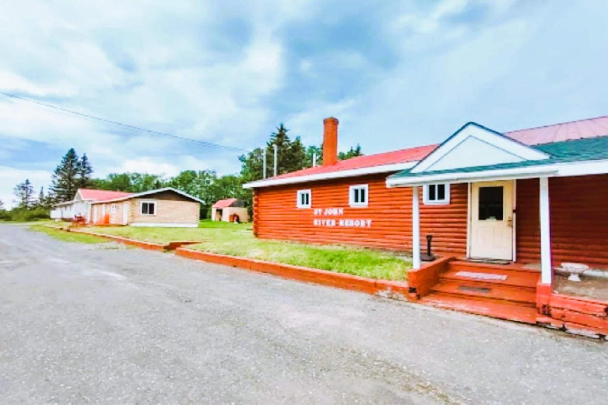 Love Hotels St John River By Oyo At Fort Kent Me Saint John Plantation ภายนอก รูปภาพ