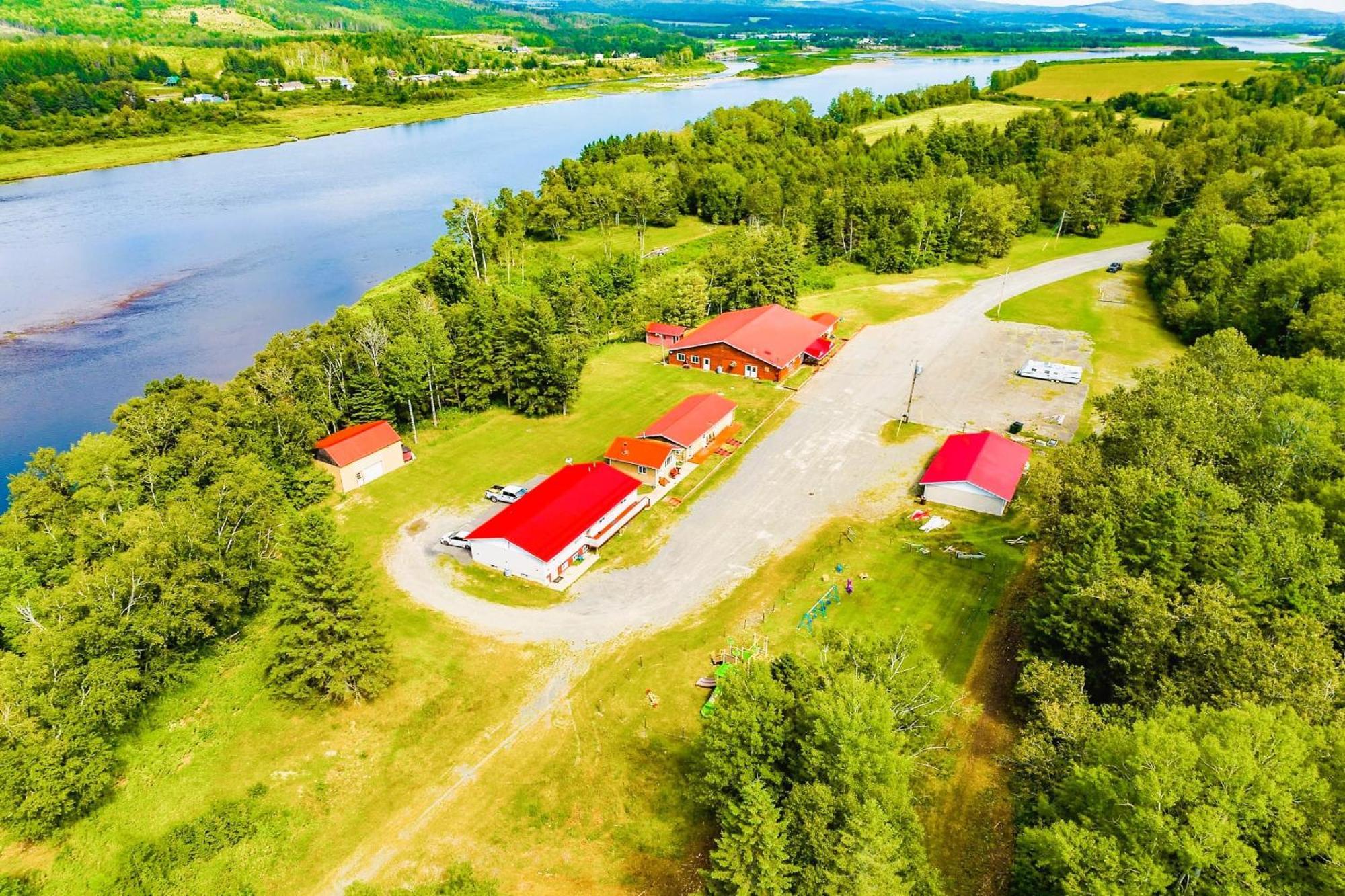 Love Hotels St John River By Oyo At Fort Kent Me Saint John Plantation ภายนอก รูปภาพ